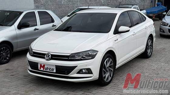 VOLKSWAGEN VIRTUS 1.0 200 TSI HIGHLINE AUTOMÁTICO